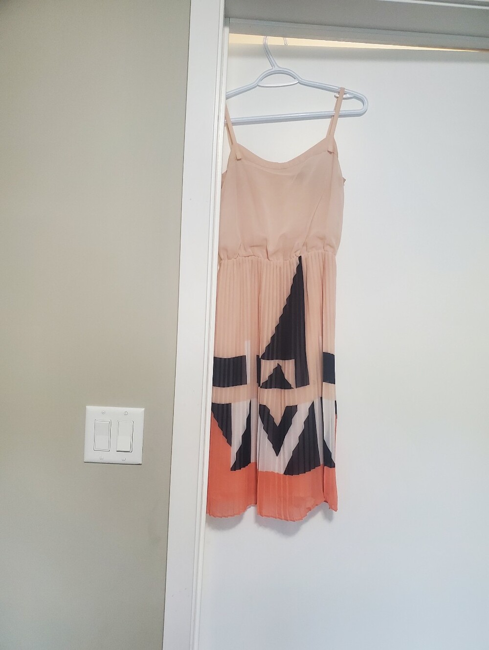 French Connection Artsy Floral Midi Pleated Dress Size 4